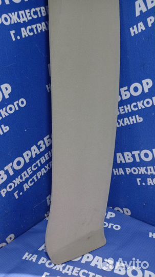 Обшивка крышки багажника Lexus Rx300 кроссовер