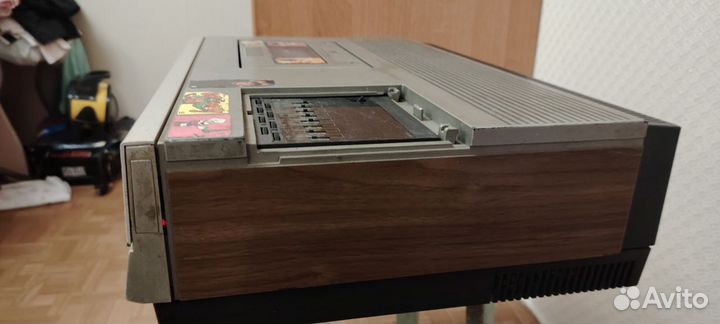 Видеомагнитофон National NV-7000 EM