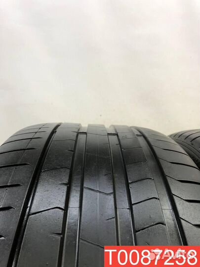 Pirelli P Zero PZ4 275/35 R22 104W