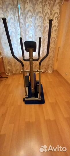 Эллиптический тренажер