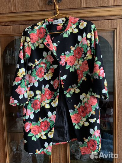 Продам 13 курток