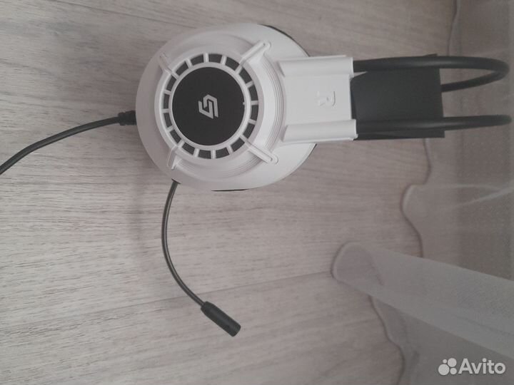 Игровые наушники