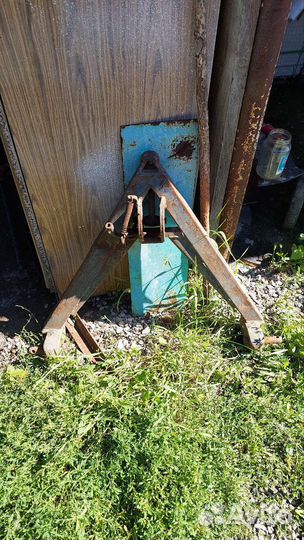 Треугольник на трактор