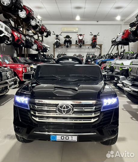 Детский электромобиль