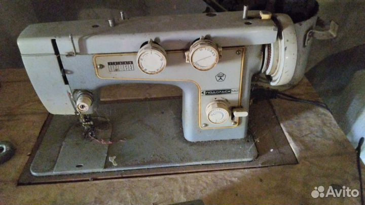 Швейная машина Подольск 142