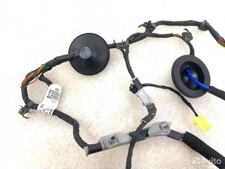 Проводка двери задняя правая Hyundai Santa Fe TM