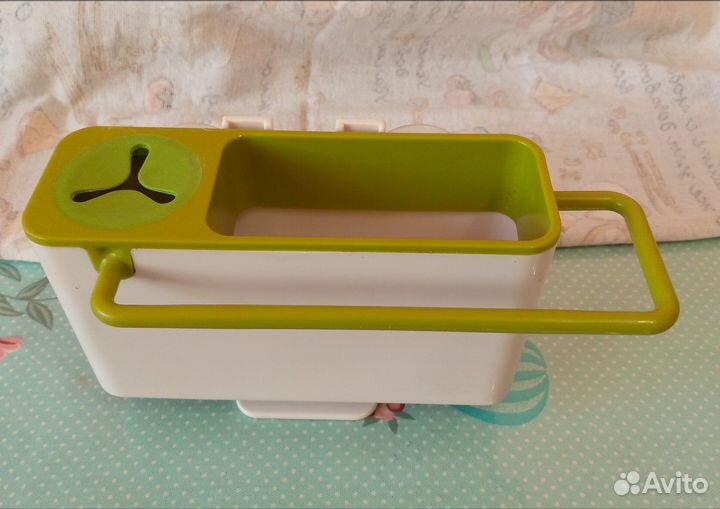 Подставка под кухонные принадлежностии