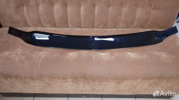 Спойлер мухобойка капота Рено Логан Лада Ларгус