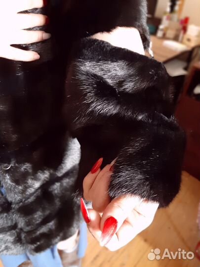 Шуба норковая с капюшоном 44 46