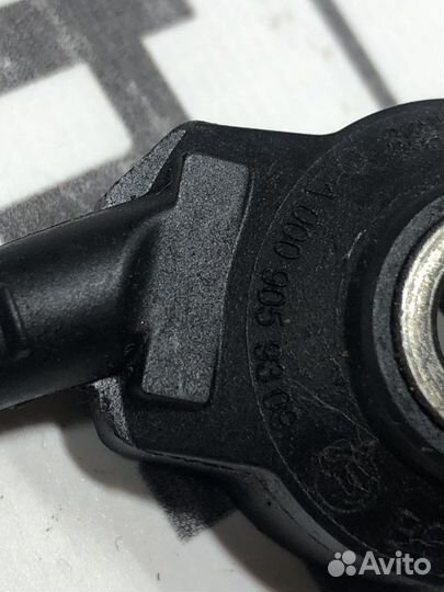 Датчик детонации Mercedes M264