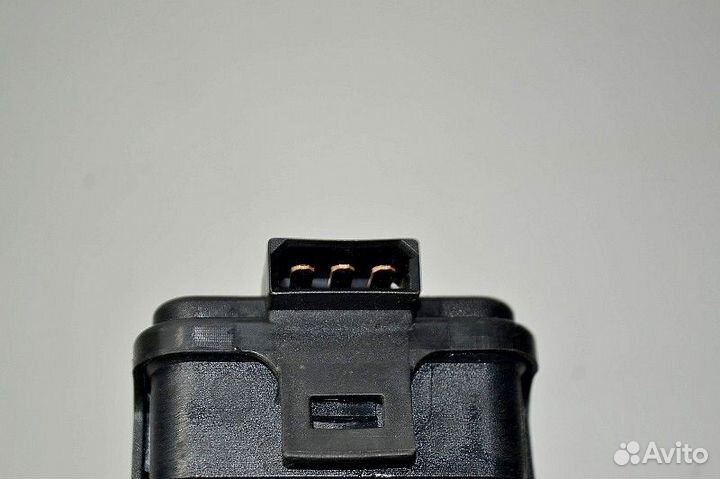 Моторчик регулировки фары, левый scania P-series