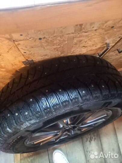 Bridgestone Ice Cruiser 7000S 225/65 R17