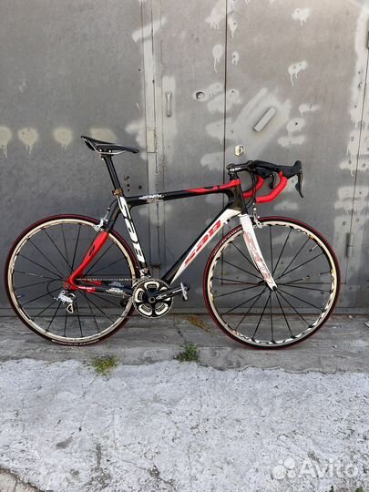 Шоссейный велосипед карбон