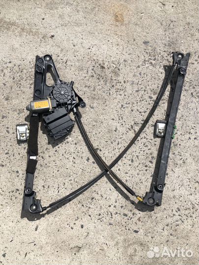 Стеклоподъемник передний правый Volkswagen Sharan