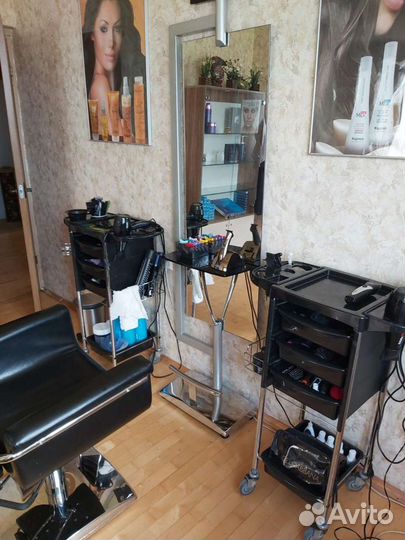 Парикмахер универсал стилист