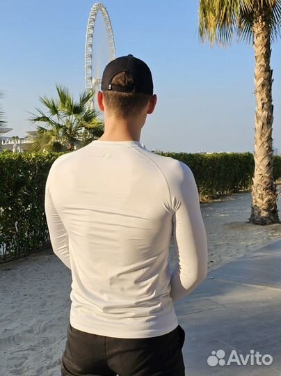 Рашгард белый и черный