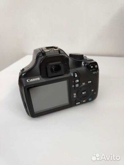 Зеркальный фотоаппарат canon 1100d