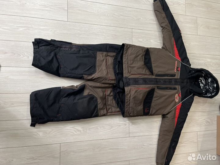 Зимний костюм для рыбалки поплавок