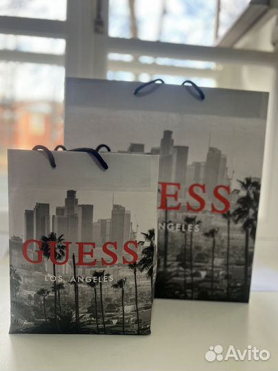Брендовые пакеты guess