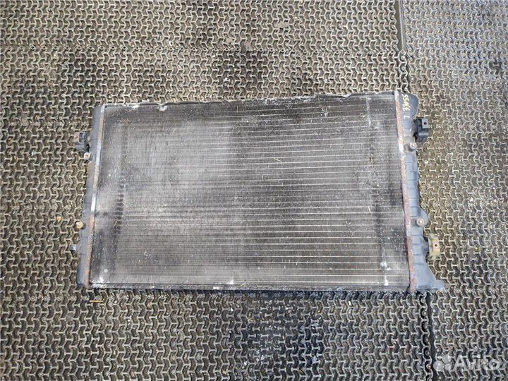 Радиатор охлаждения двигателя Volkswagen Bora, 2005