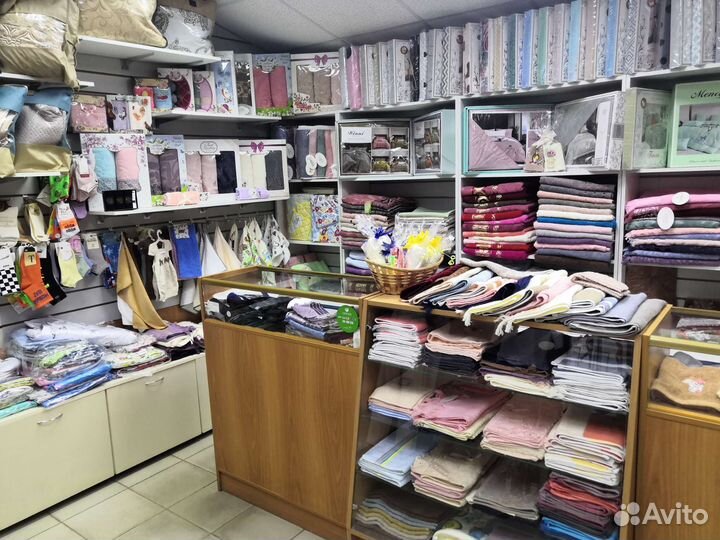 Постельное, полотенца, подушки, одеяло, покрывала