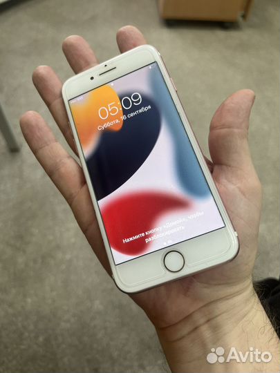 Телефон iPhone 7 128gb