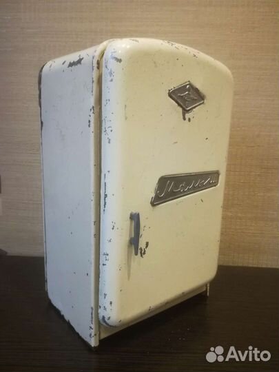 Детская игрушка холодильник СССР