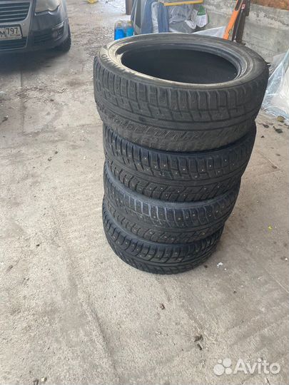 Kumho I'Zen KW22 235/50 R18