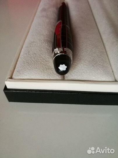Ручка Montblanc Starwalker Rubber Line