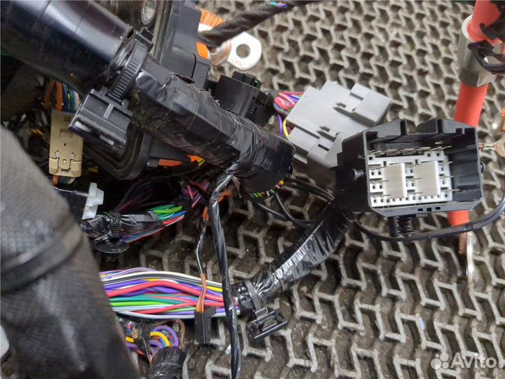 Электропроводка Tesla Model S, 2013