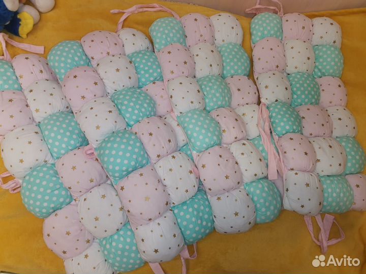 Бортики в кроватку для малышки