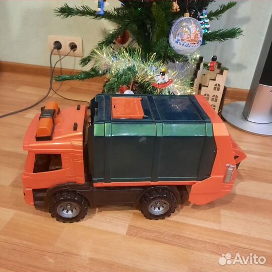 Детская машинка