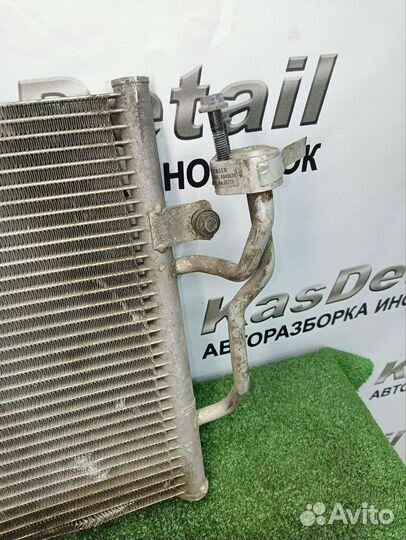 Радиатор кондиционера Mitsubishi carisma