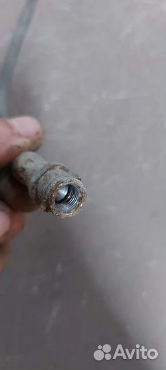 Шланг тормозной передний на Mercedes w204