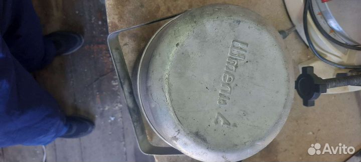 Примус шмель 4