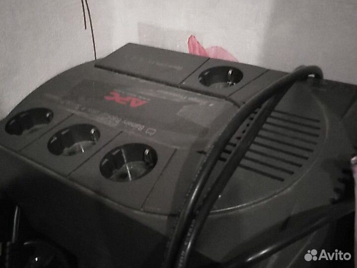 Источник бесперебойного питания