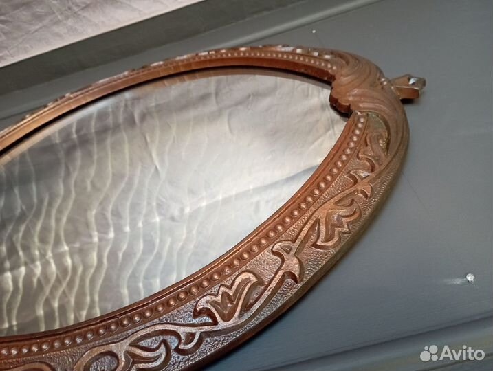Зеркало винтажное советское в узорной раме