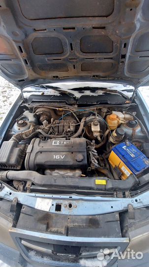 В разборе daewoo nexia двигатель f16