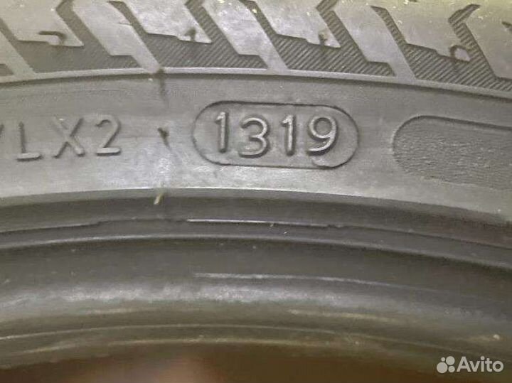 Nokian Tyres Hakkapeliitta 8 225/45 R19 96T