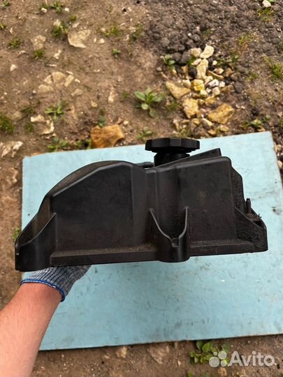 Клапанная крышка Dodge Intrepid 2