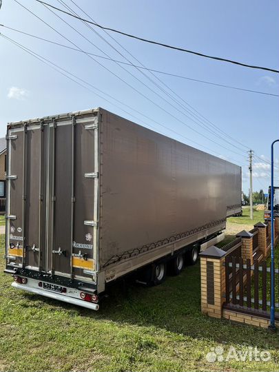 Полуприцеп шторно-бортовой Krone SD, 2014