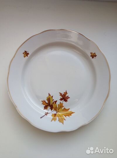 Тарелки,салатники