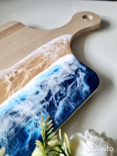 Доска кухонная из эпоксидной смолы