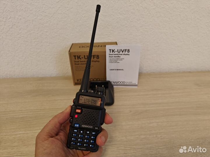 Рация TK-UVF8 Kenwood двухдиапазонная с гарнитурой