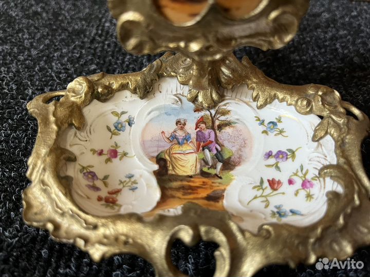 Спичечница фарфоровая старинная