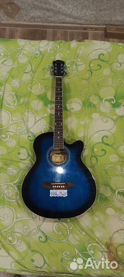 Акустическая гитара