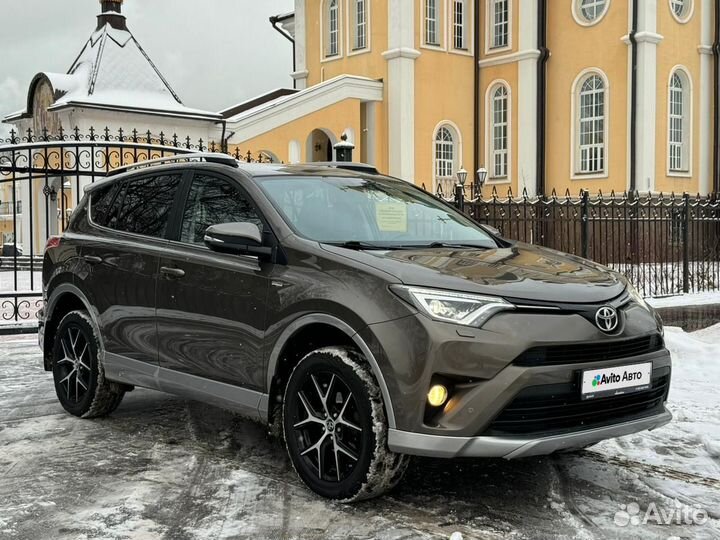 Toyota RAV4 2.5 AT, 2016, 126 000 км