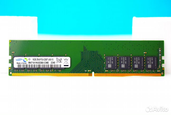 Samsung Оперативная Память DDR4 16 GB 3200MHz