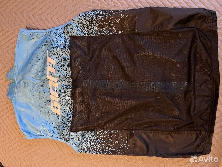 Веложилетка Giant