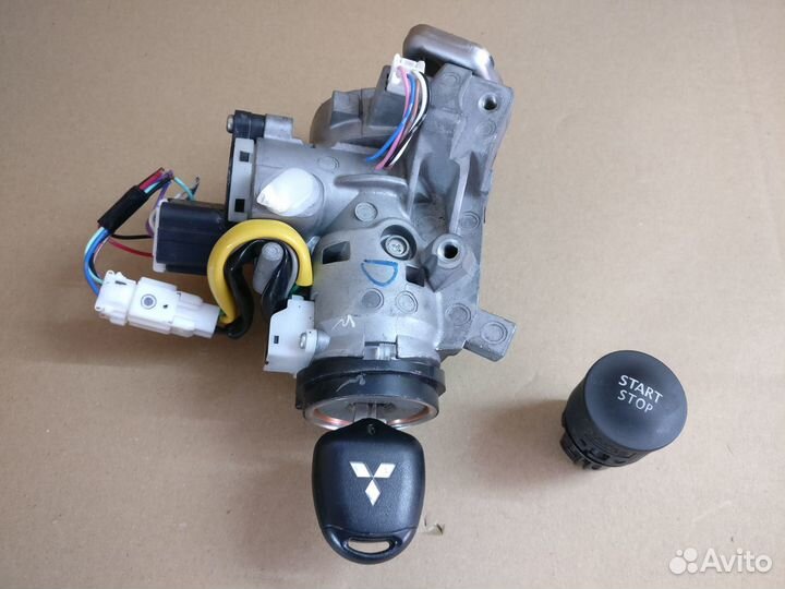 Ключ и замок зажигания Митсубиси ASX